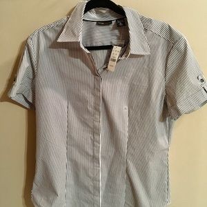 New York and Company Stretch Button Up Long Sleeve